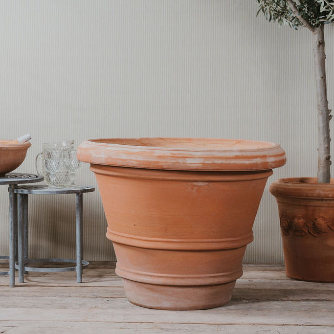 Imprunetino Liscio Italian Terracotta Planters - Tom's Yard