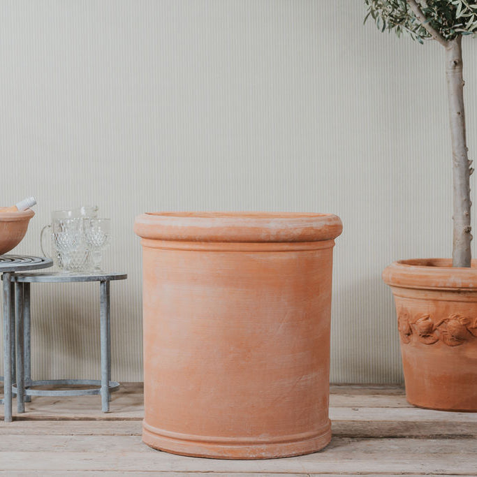 Semicircolare Liscio Alto Italian Terracotta Planter - Tom's Yard