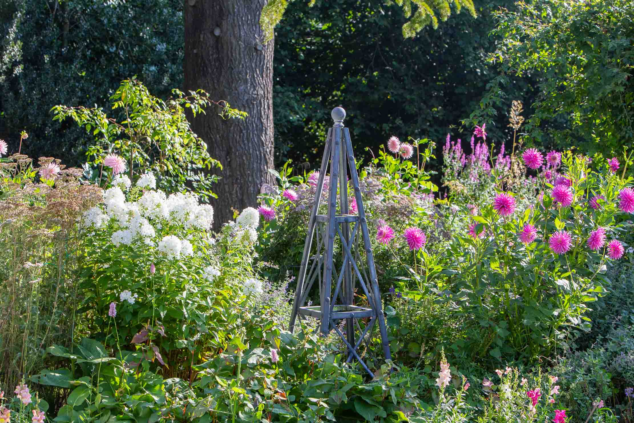 142cm Galvanised Steel Pyramid Obelisk - Tom's Yard