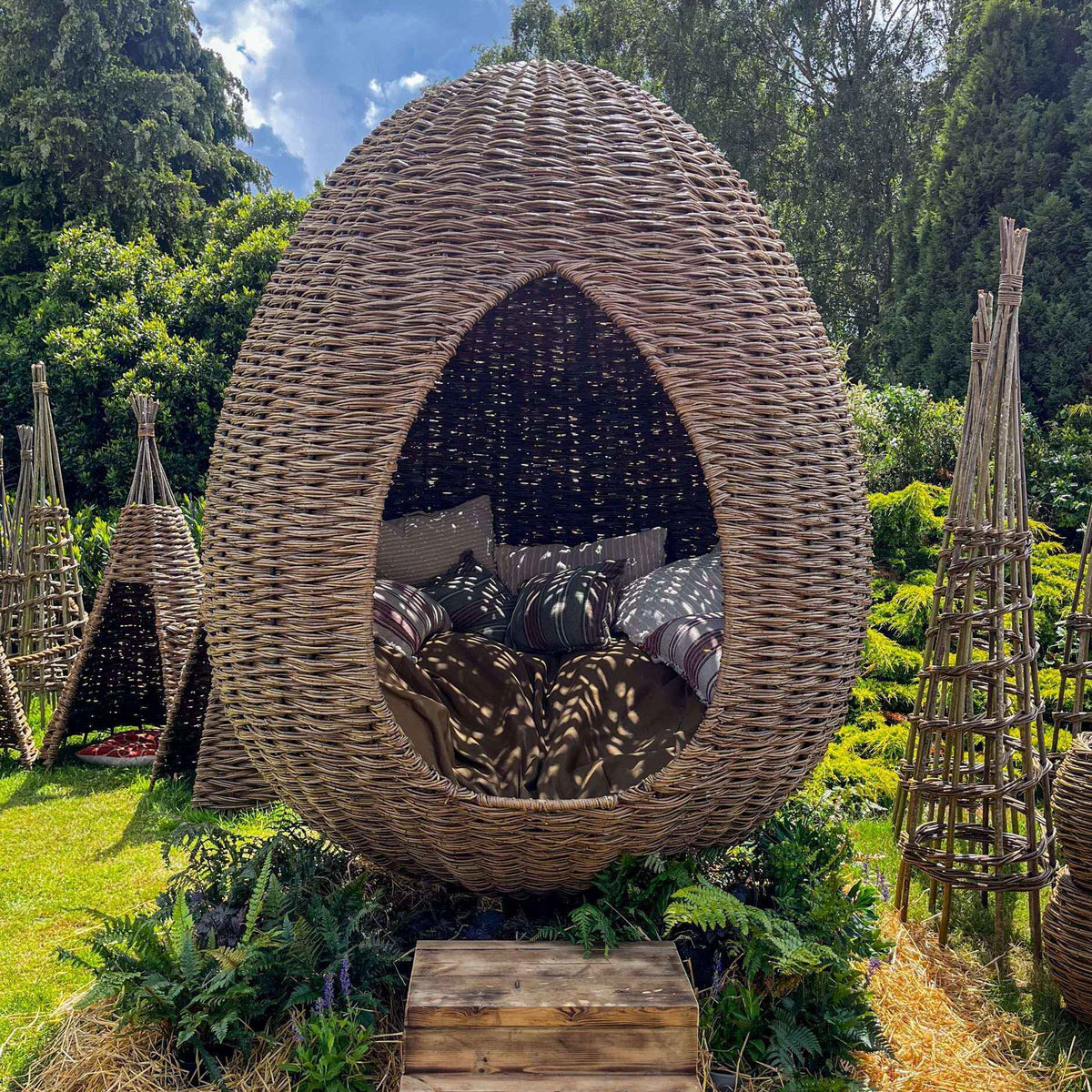 Hand-Woven British Willow Nests - Tom's Yard