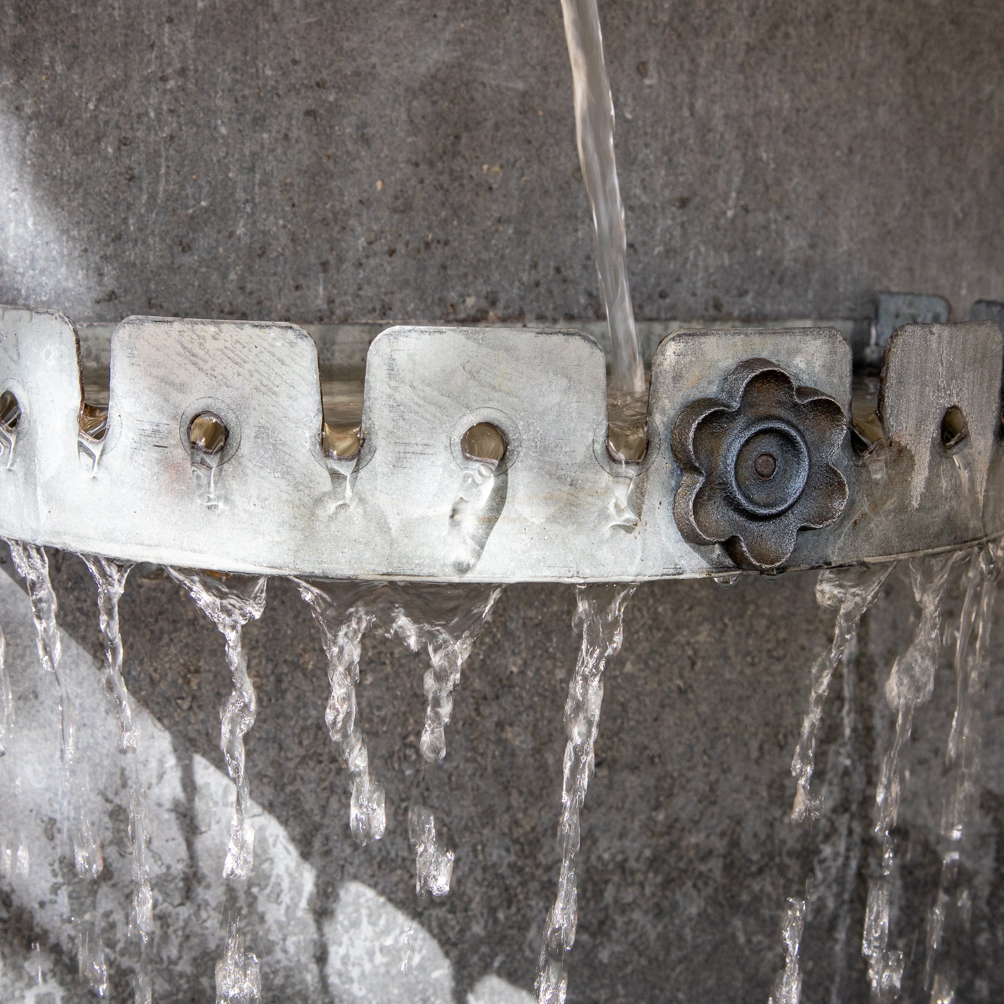 Galvanised Steel Trough Water Feature - Tom's Yard