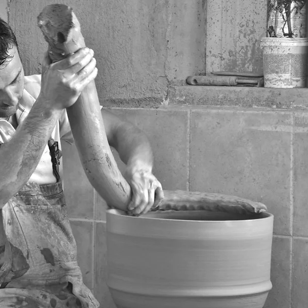 Knossos Cretan Terracotta Pot