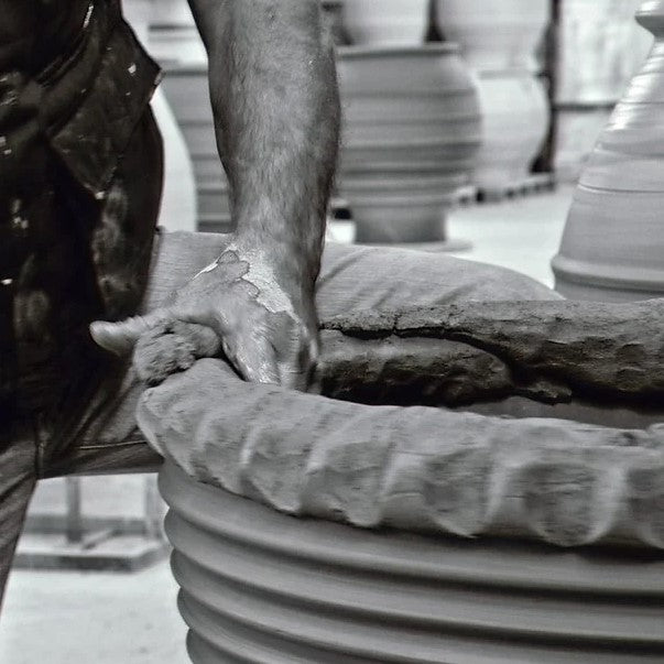 Leo Cretan Terracotta Planter - Tom's Yard