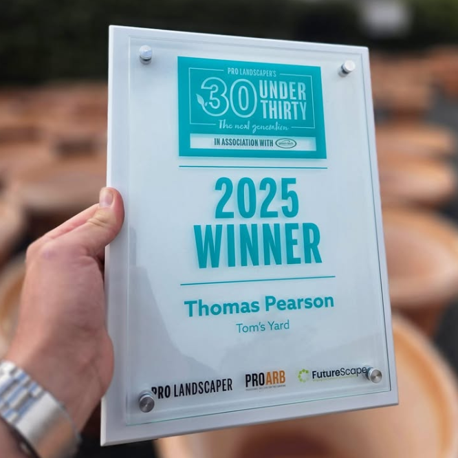 Thomas Named In Industry Awards