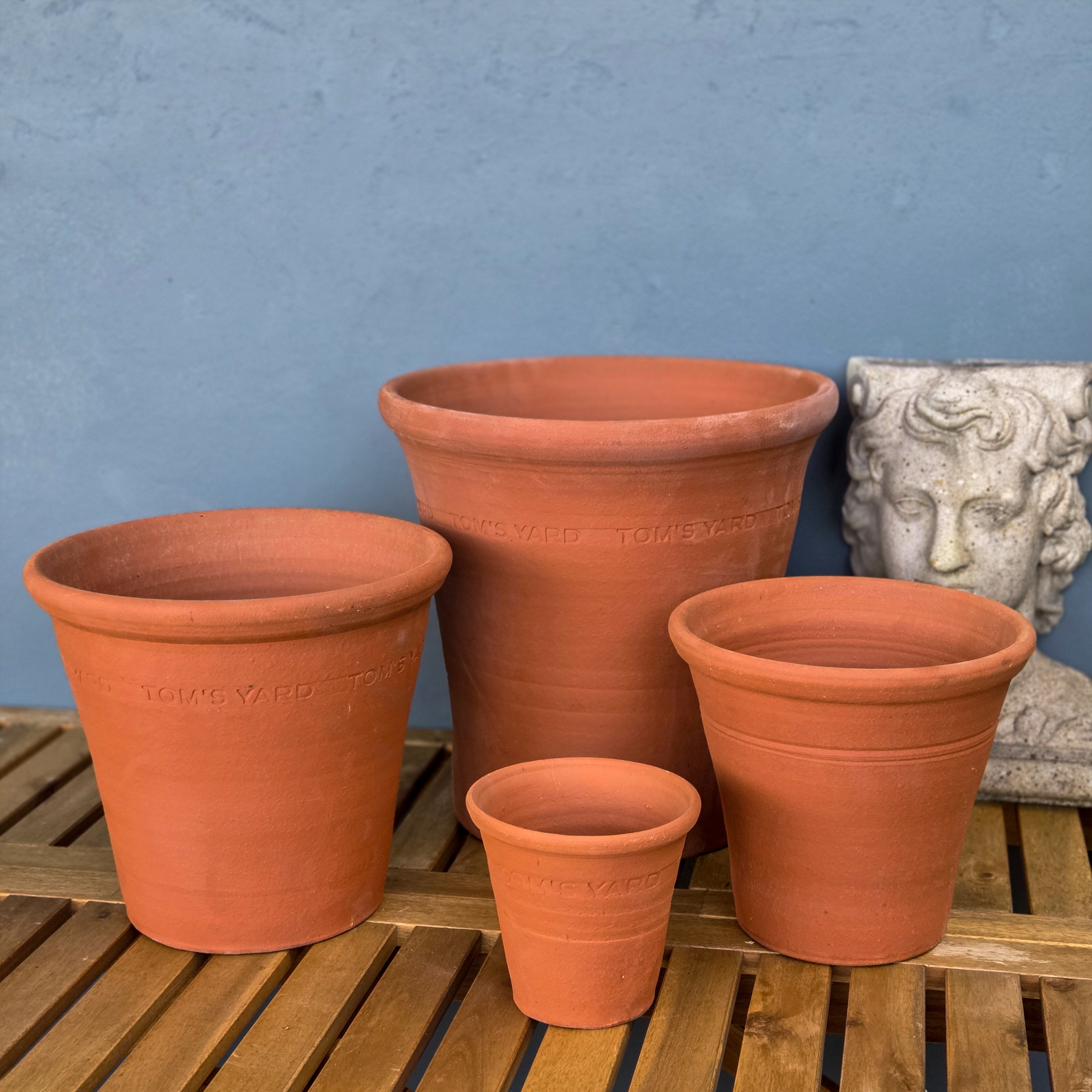 Tom's Yard Classic Terracotta Flower Pots - Tom's Yard