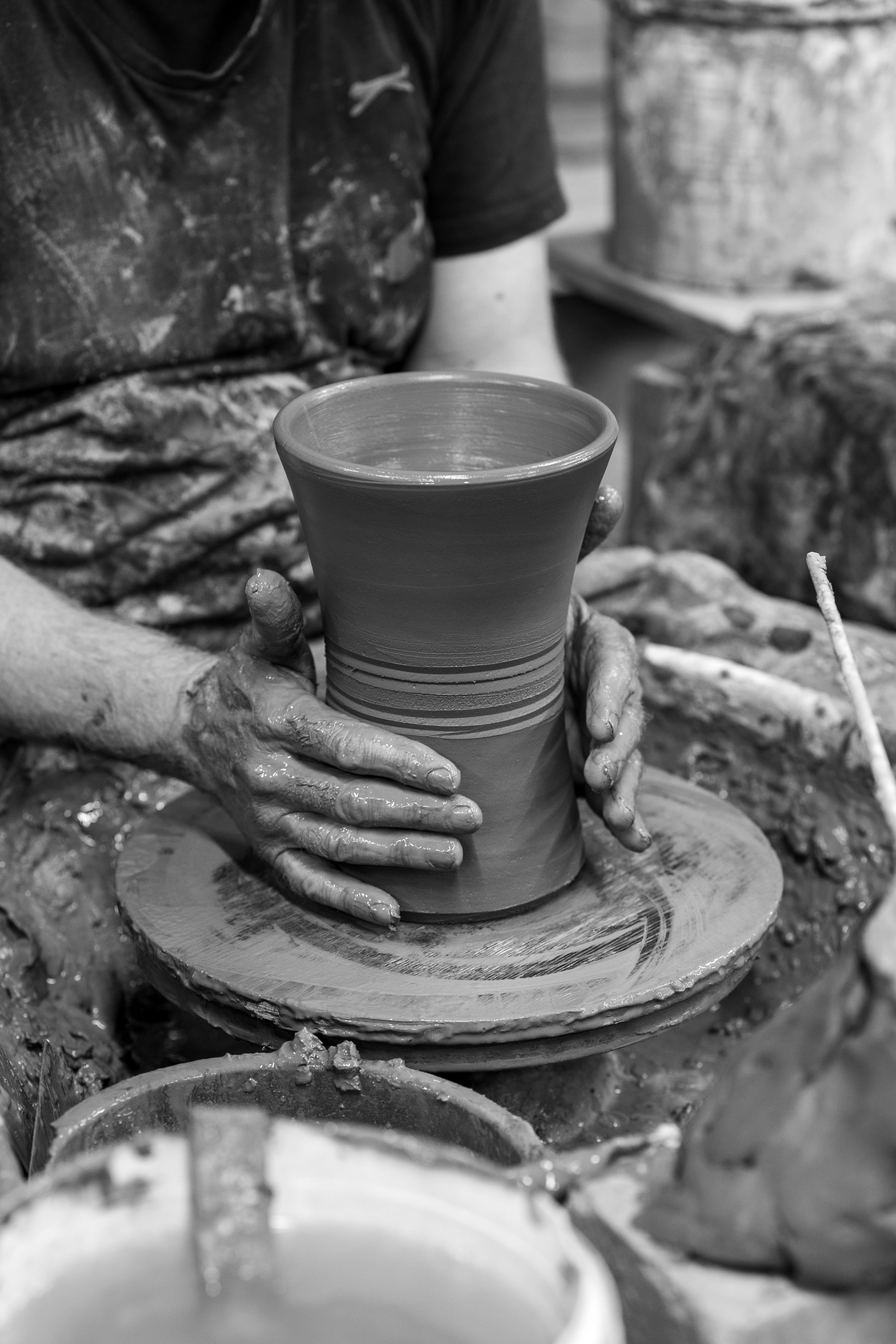 Tom's Yard Terracotta Flower Vase - Tom's Yard